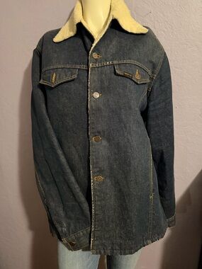 Roebucks Men's Dark Denim Sherpa-Lined Denim Jacket - Blue with Cream Collar